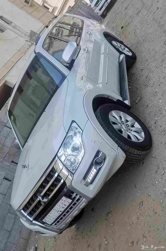متسوبيشي باجيرو 2010 5