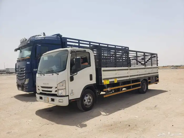 دينة 6 متر نقل عفش وبضائع 0