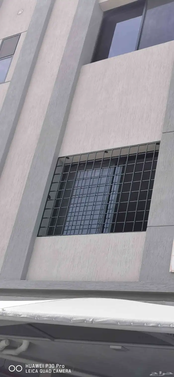 حداد مظلات سواتر لحام سندويش بنل ميازين صاج سلالم هناجر 5