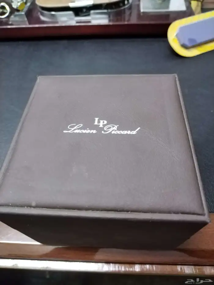 ساعة فاخرة لويس بيكارد 0