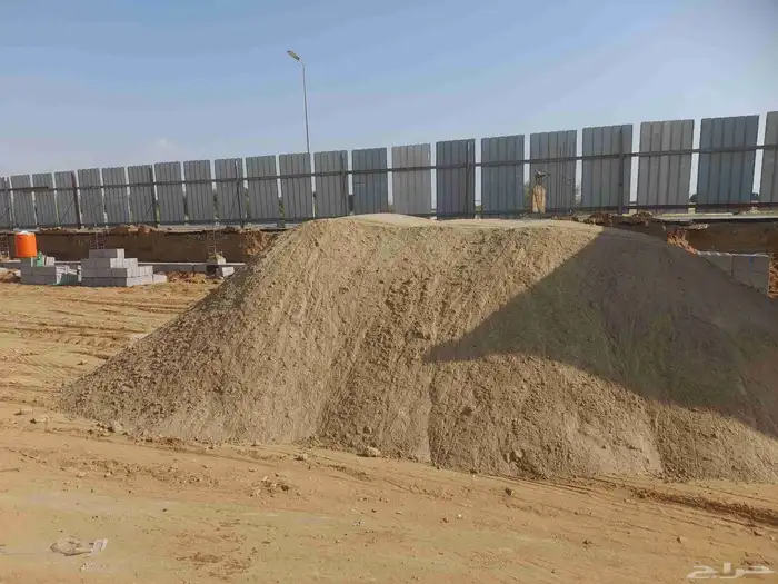 توريد جميع البناء عدسيه وبطحاء وسبيز وخرصان اتصل نصل 0531151 5