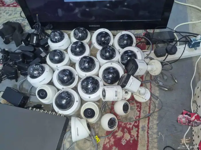 Receiver TV and used Hikvision cameras 1