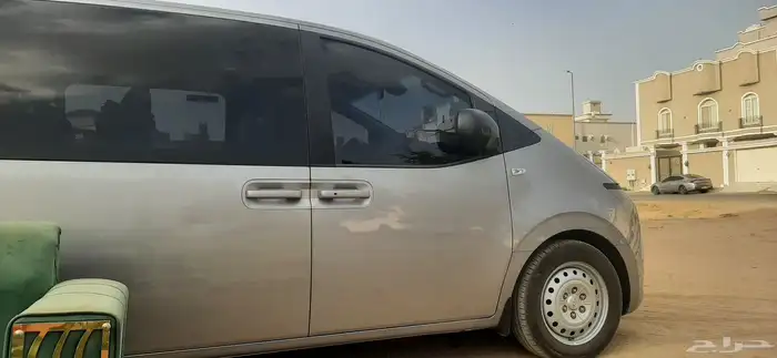 هونداي ستاريا ديزل بطاقة جمركية ممشى 40 ألف 6
