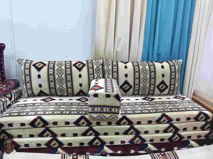 تفصيل أحدث أنواع الستائر جلسات تراثيه كنب امريكي 6
