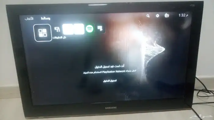 تلفزيون 50 بوصه طاح مره وحده وجاته خدشتين بصيطه 1