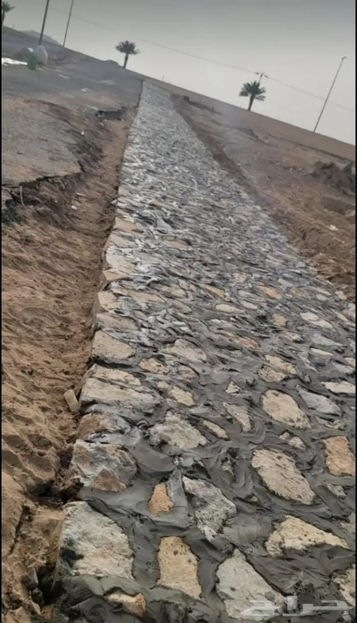 يوجدلدنيا كنبريش لتكسير وتفكيك جميع الصخور 4