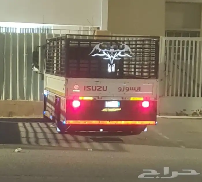 للبيع دينه ايسوزو سوبر جامبو باخشب 3