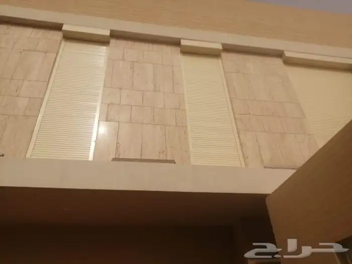 شتر المنيوم وفوم عازل الضوء والغبار وتقليل صوت السيارات 4