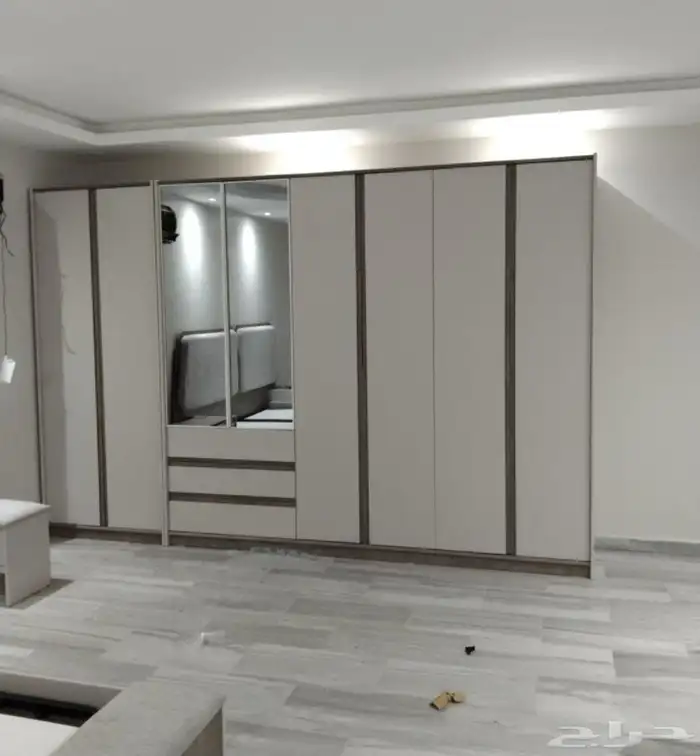 Carpenter for bedroom assembly Amar formats 6