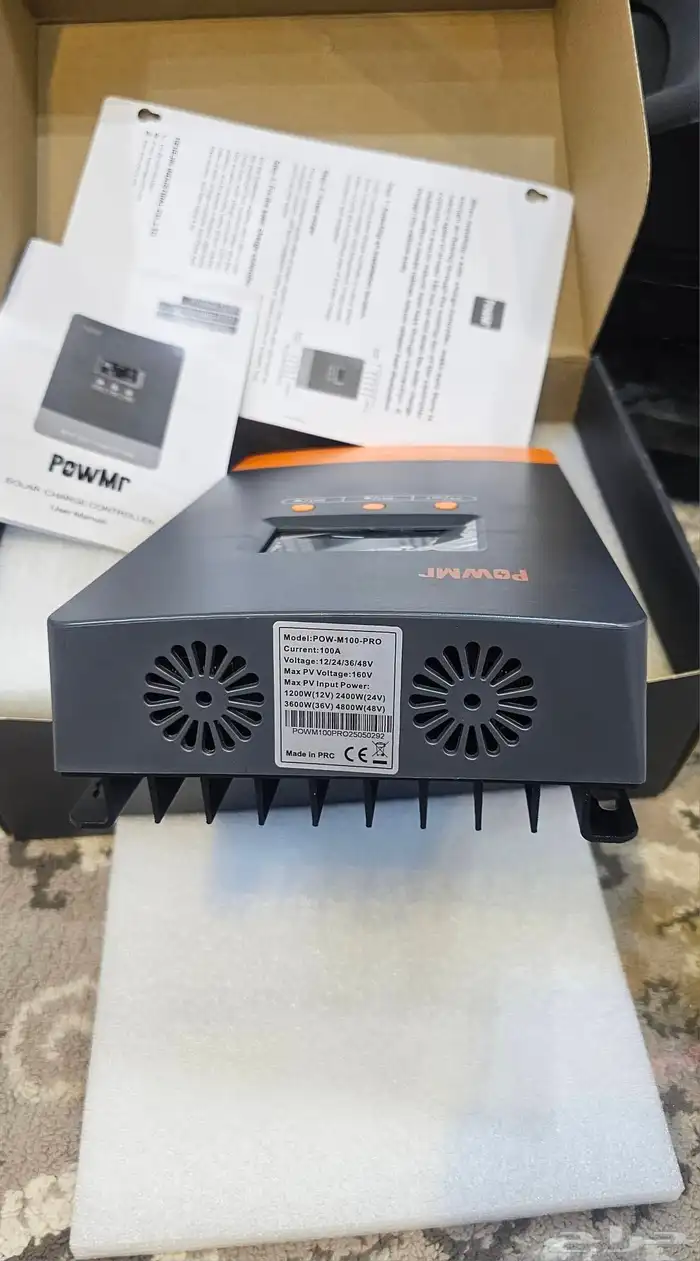 للبيع منظم طاقة شمسية MPPT 100A من شركة PowMr 1