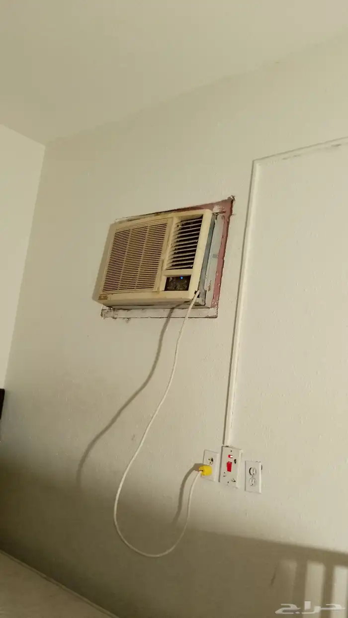 اغراض للبيع مستعجل مكيف شغال فل فرن غاز يبي لي تنظيف 1