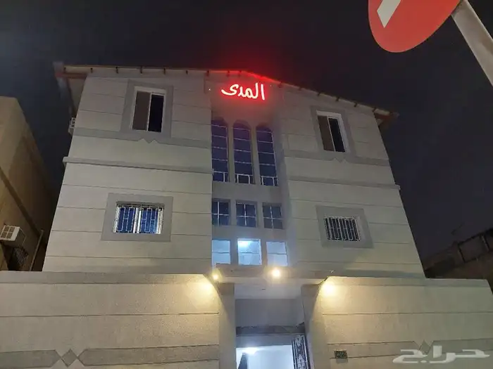 غرف عزاب جديدة فاخره للإيجار بالدمام 7