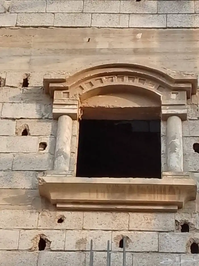 Carpenter for bedroom assembly Amar formats 8