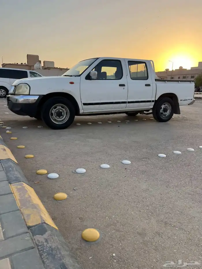 نيسان قمرتين 2013 للايجار 0