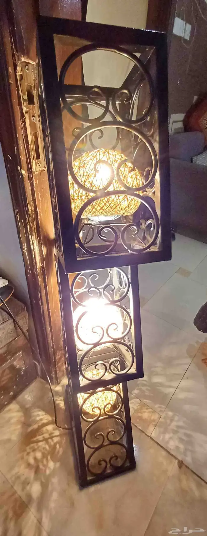 ابجورة تصلح في اي مكان في المداخل او المجالس 0