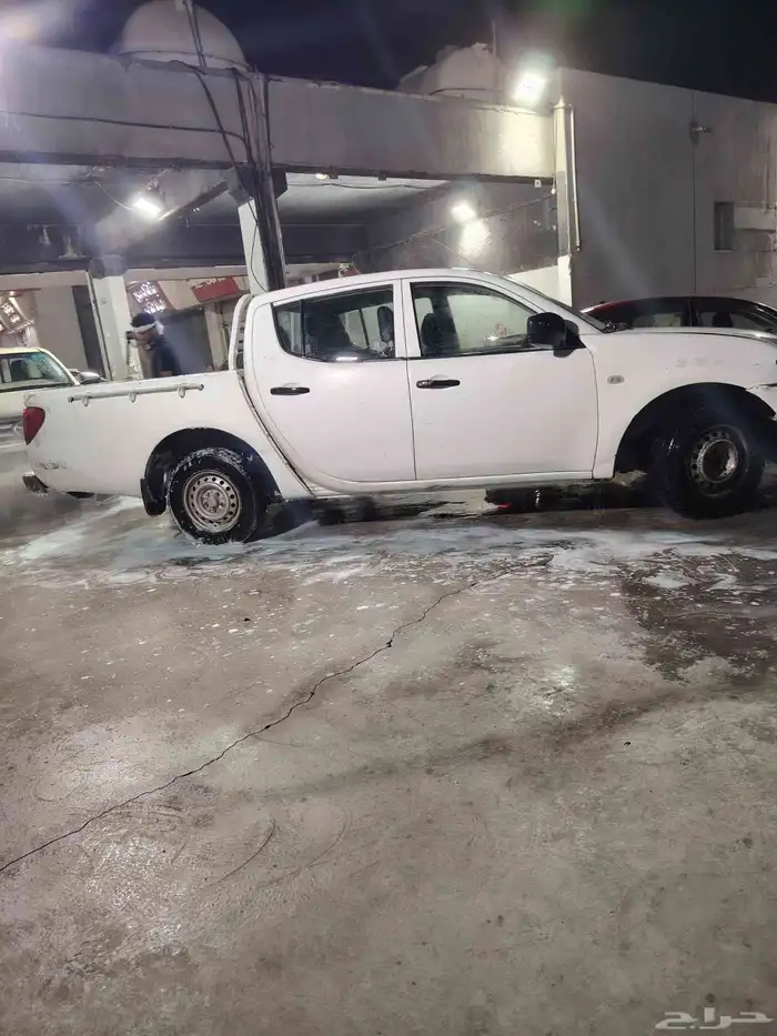 مستبيشي بنزن موديل 2010 فحص جديد استمارة جديدة 1