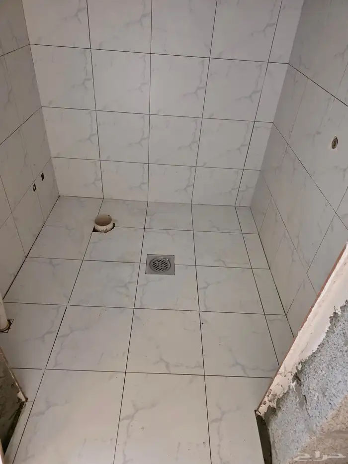 مبلط بلاط 5