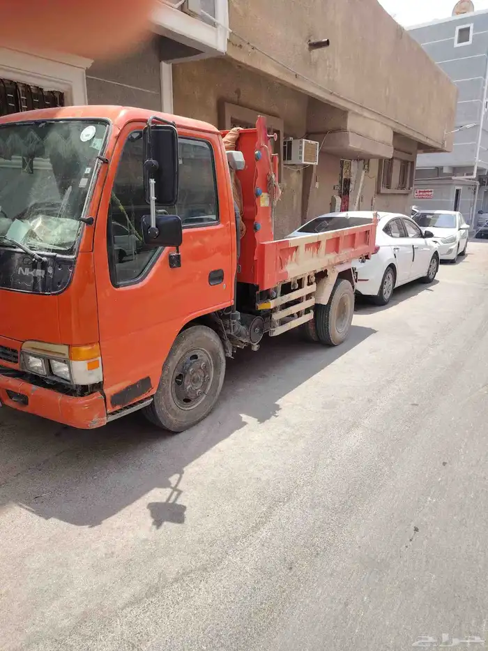 ديانة قلاب للإيجار اليومي والشهري نقل مخلفات 8