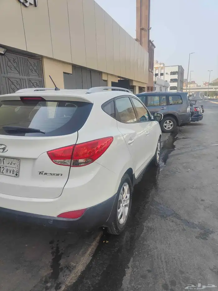 هونداي توسان2013 ستاندر تماتيك تم البيع الله يبارك للمشتري 4
