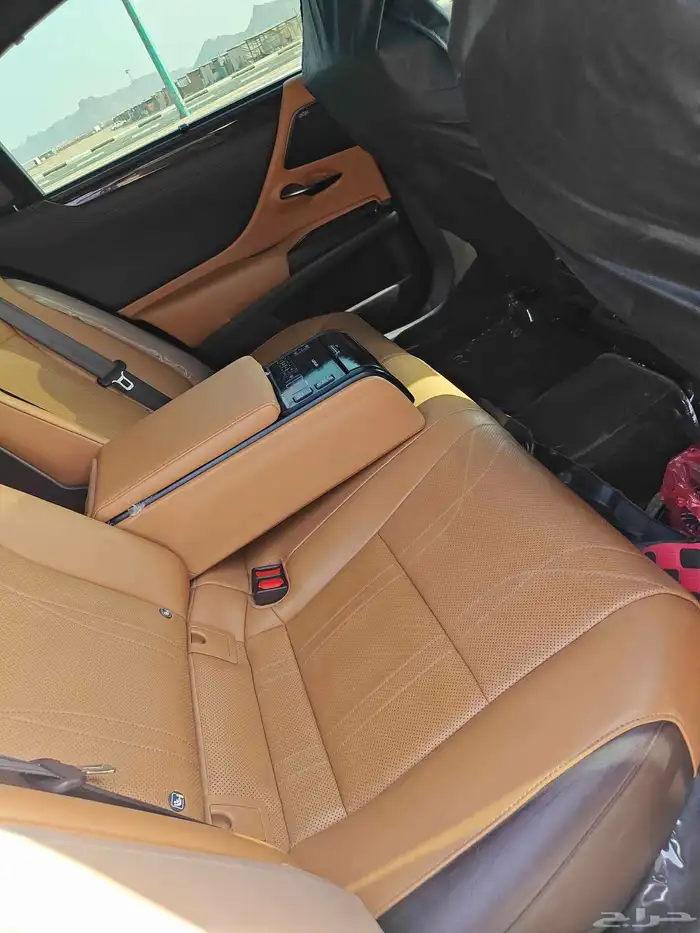 لكزس ES350 موديل 2019 فئة(DD) 19