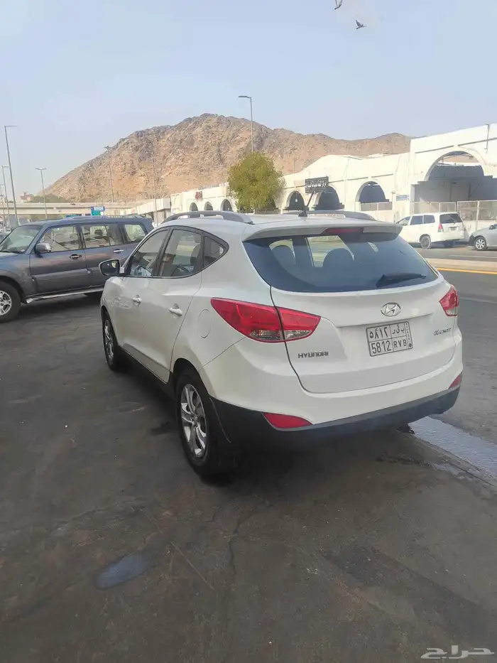 هونداي توسان2013 ستاندر تماتيك تم البيع الله يبارك للمشتري 7