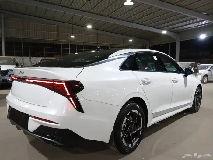 كيا K5 ستاندر مطور بانوراما موديل 2025 7