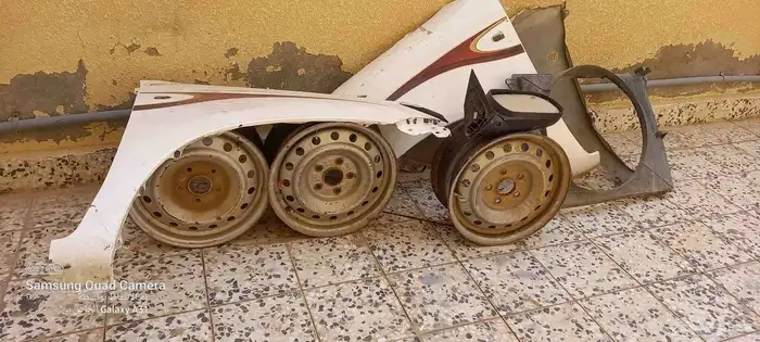 قطع للبيع هايلكس 0