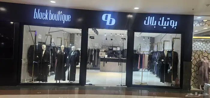 خطاط دعايه واعلان تركيب كلادنج بنارات واستيكرات وحروف بارزه 7