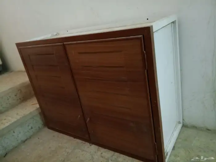 شاشه عادي 43 بوصه مع الطاولة والرسيفير 2
