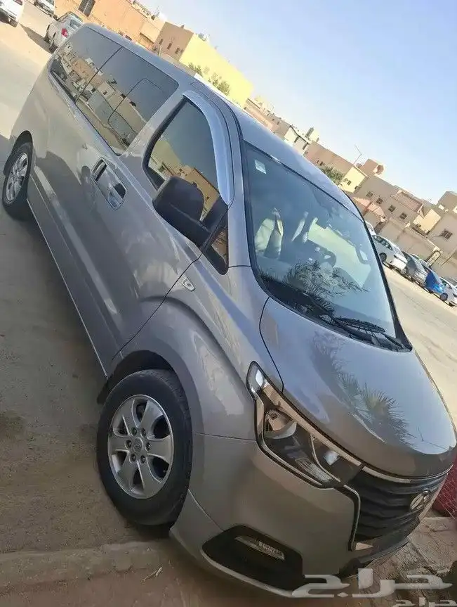 نقل من غرب وجنوب الرياض الي كلية التقنية التطبيقية للبنات 6