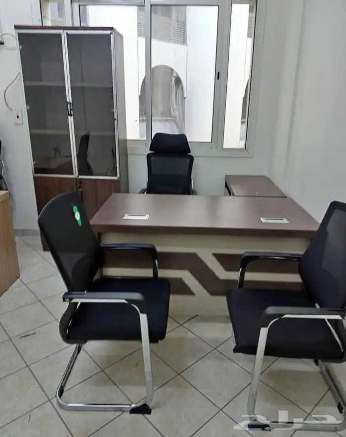 طقم كنب جلد حق مكتب مدير و مودرن مكاتب ادارية 11