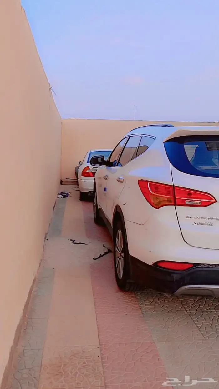 سياره سنتافي للبيع جير تومتيك بنزيم ممشى 210 ألف كيلو 4