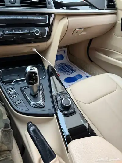 BMW 318 i 2018 index
