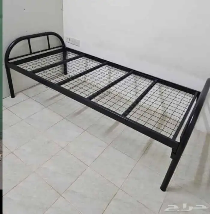 لدينا سراير بطانيات مفارش مخدات دواليب 2