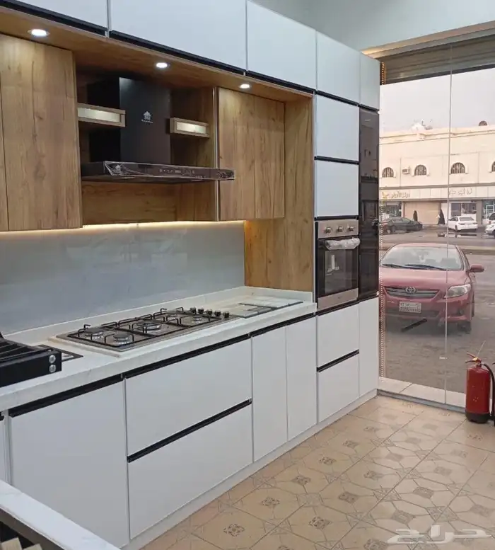 مطبخ تفصيل صاج الماني رفوف اربعه ملي رخام صناعي وجلقسي مفصلا 9