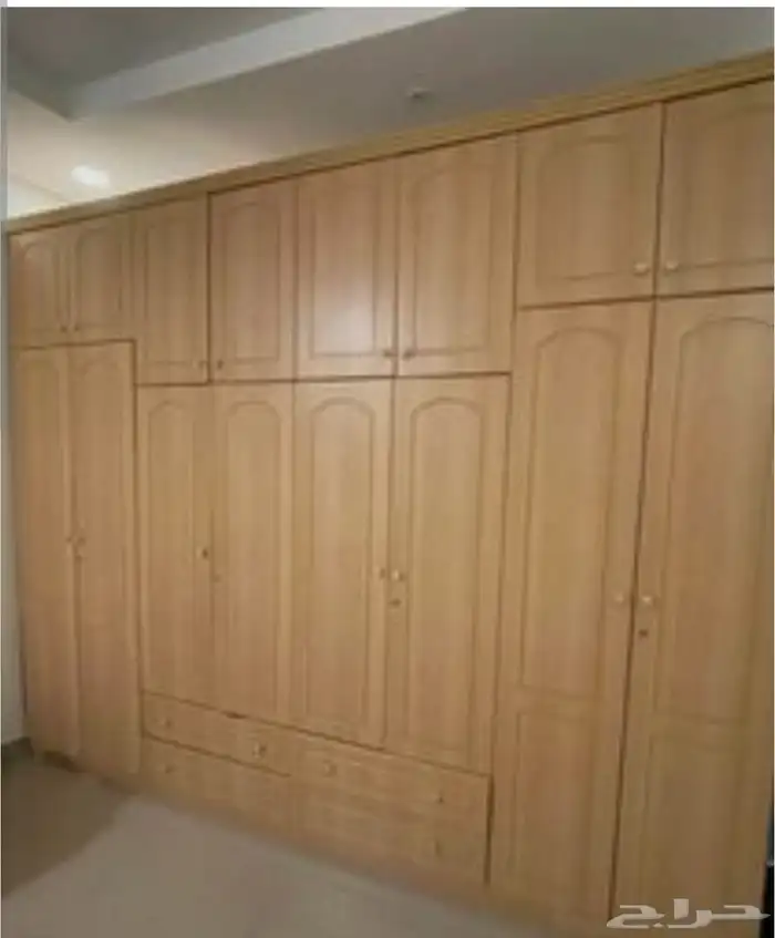 دولاب خشب مفكك شبيه بالصورة الراكبة 0