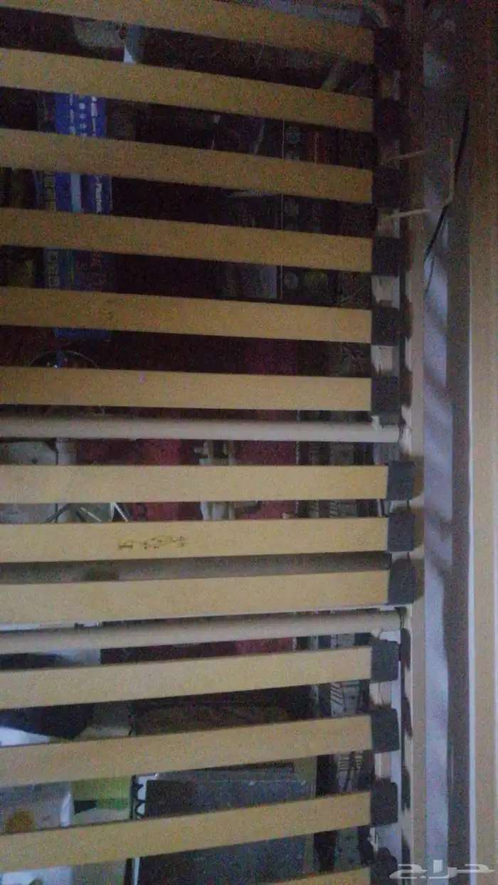 جهاز سرير كهربائي للبيع بحاله ممتازه والصامل يتصل 0