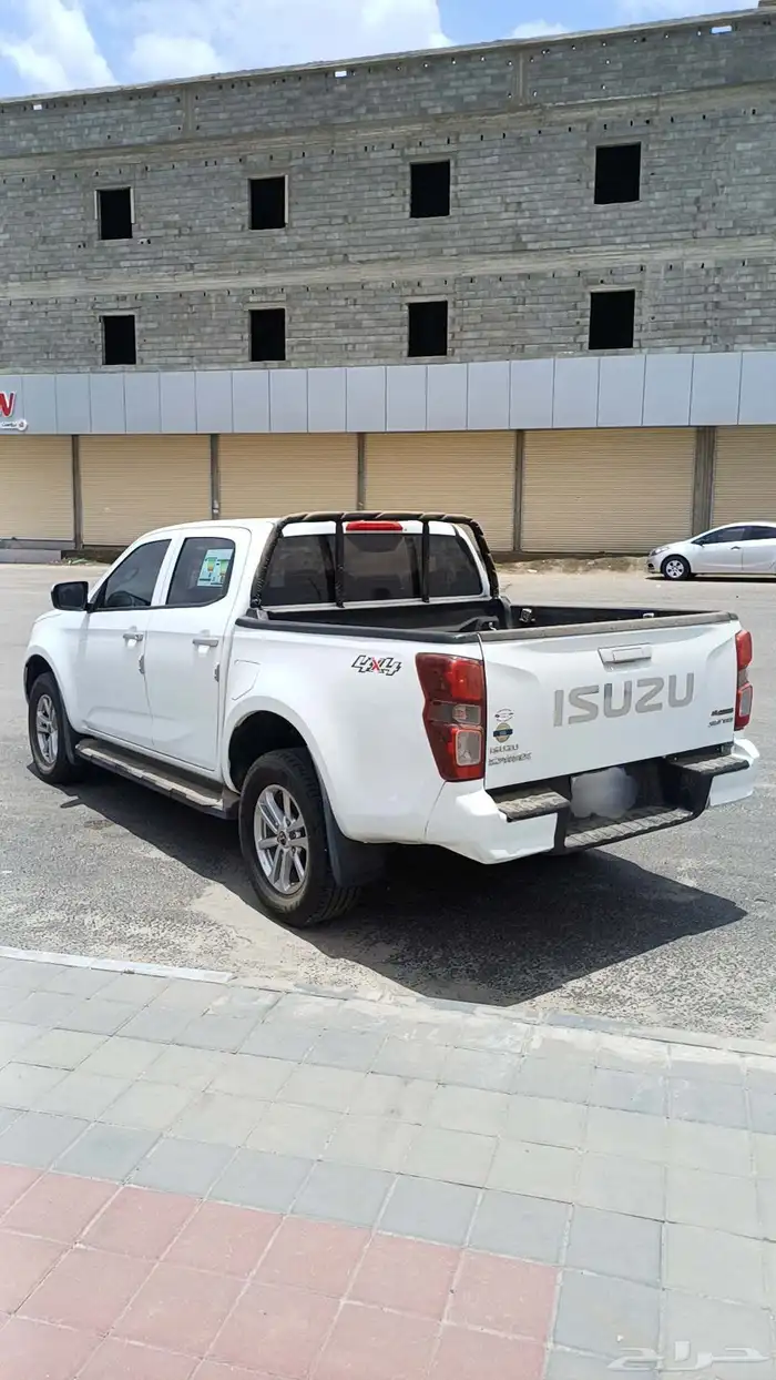 ايسوزو ديماكس غمارتين دبل LS 2022 3