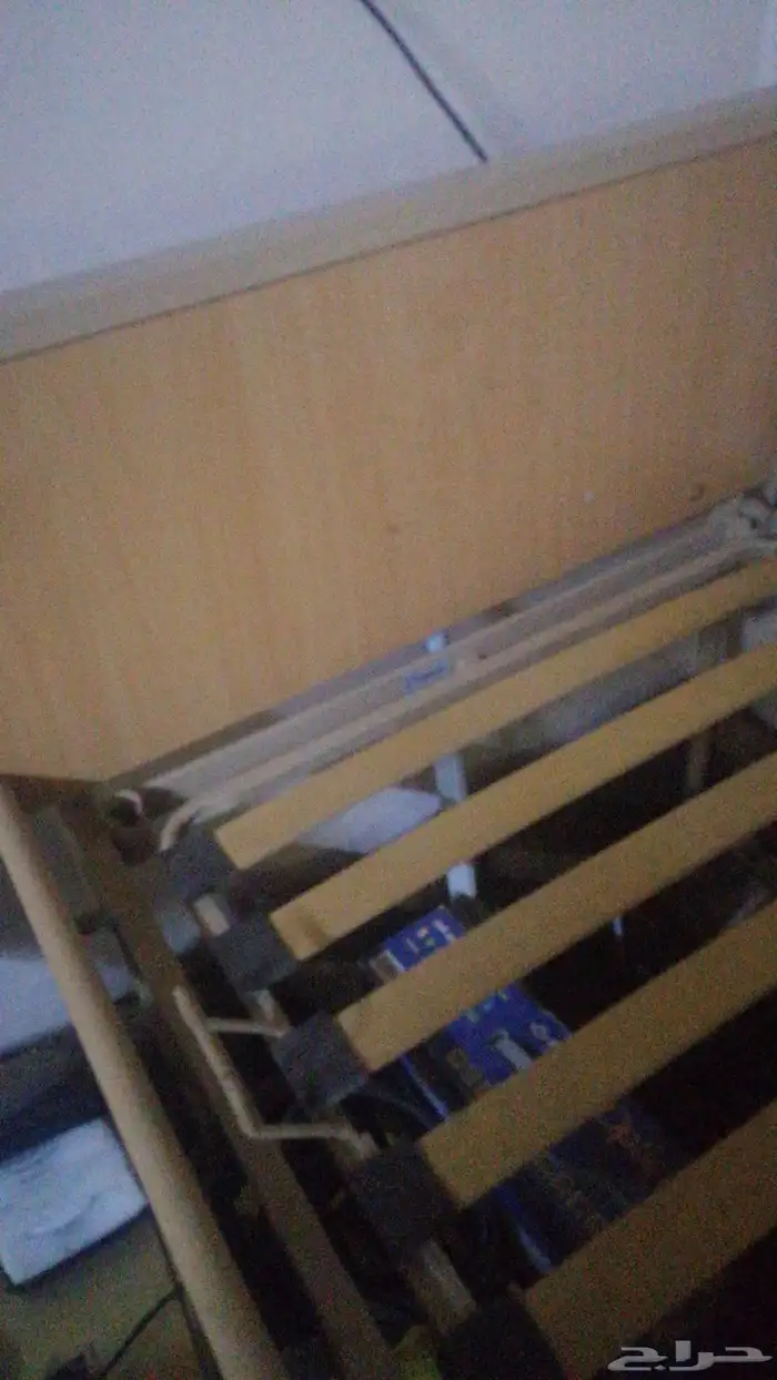 جهاز سرير كهربائي للبيع بحاله ممتازه والصامل يتصل 6