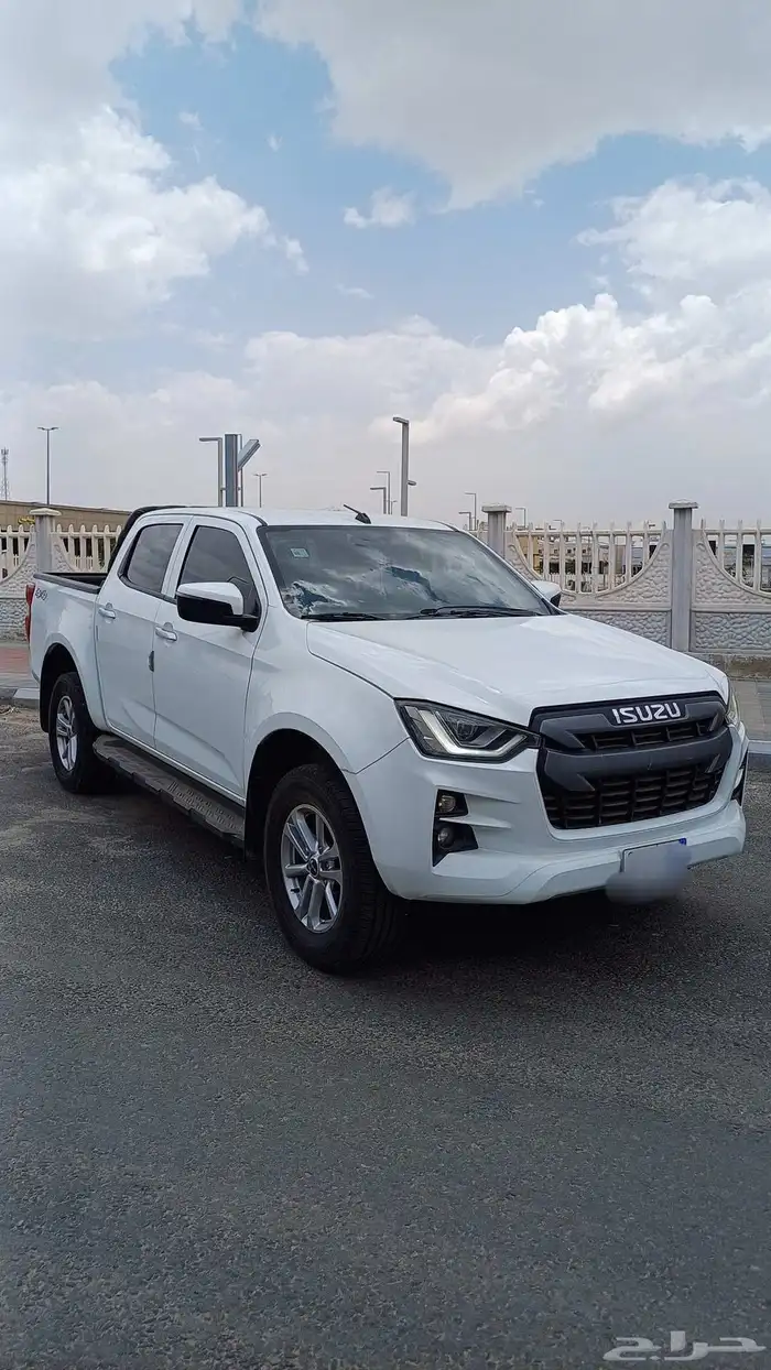 ايسوزو ديماكس غمارتين دبل LS 2022 7
