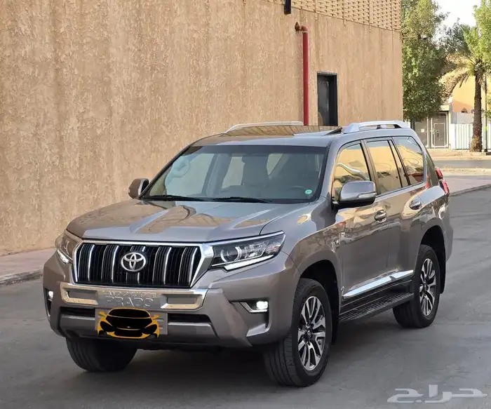 برادو 2022 فل كامل V6 TXL 1