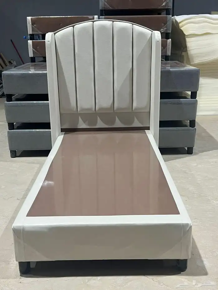 لدينا سراير بطانيات مفارش مخدات دواليب 6