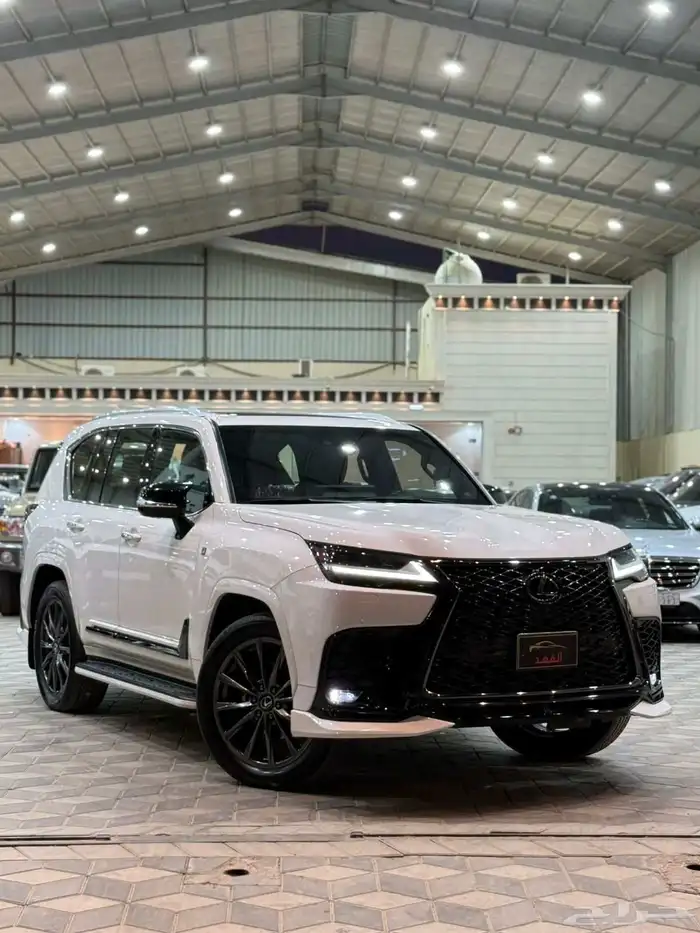 لكزس - 2024 - اف سبورت - LX600 - 3