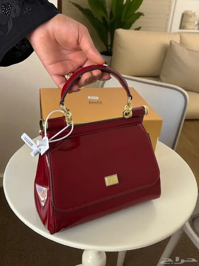 دولتشي جابانا. D G 5