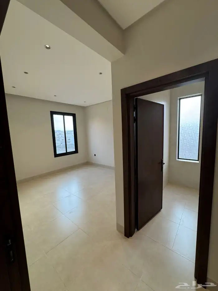 للبيع شقق تصمبم فندقي بابها بحي الروضه بسعر 490 الف 21
