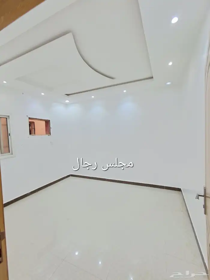 للايجار شقه عوائل الرمال التعمير 0
