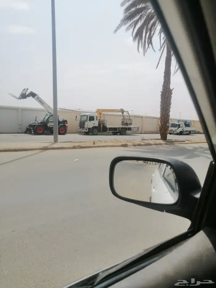 للإيجار كرينات سطحات بومترك 4