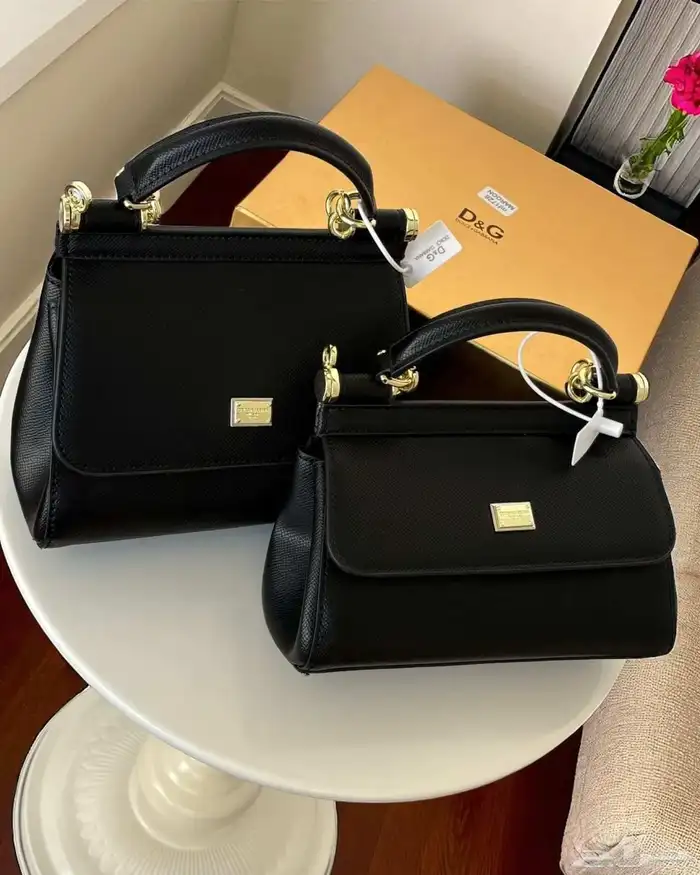 دولتشي جابانا. D G 2