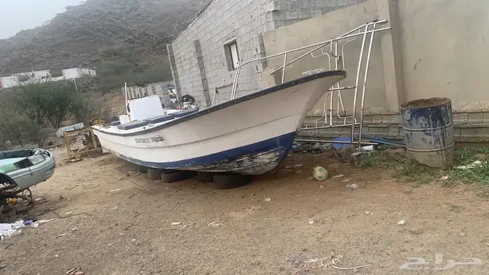 قارب نزهه للبيع 1