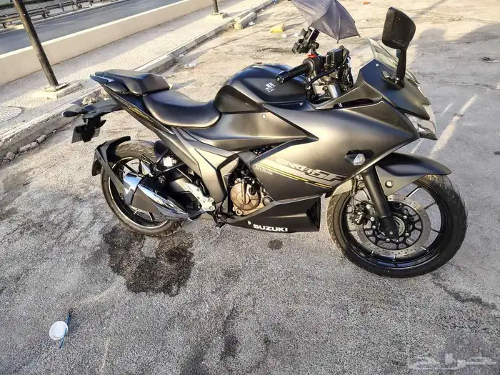 Suzuki SF Model  2023 kilometre  24900 4